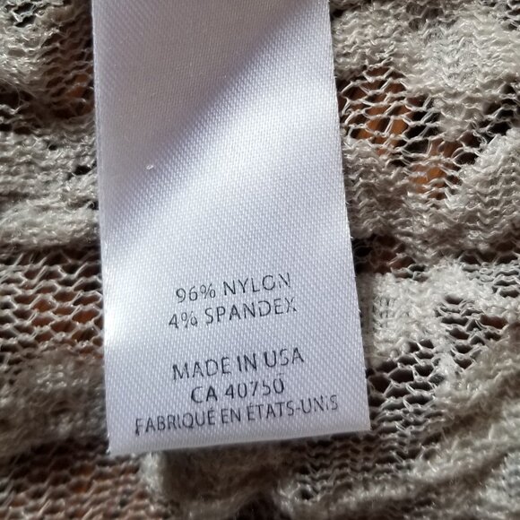 Women's cover-up - Picture 4 of 4